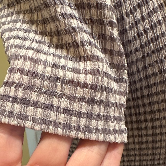 Wilfred Cropped Check Button Front Short Sleeve Shirt Top XS Gray Plaid NWT - Picture 10 of 14